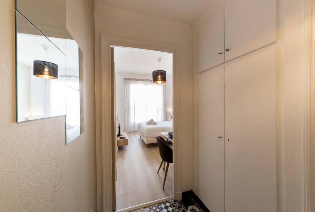 Hypercentre Avec Ascenseur Ail Lione
